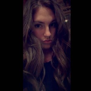 Meet your Posher, Abby